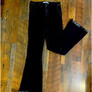 KAN CAN RAW HEM
FLARE JEANS